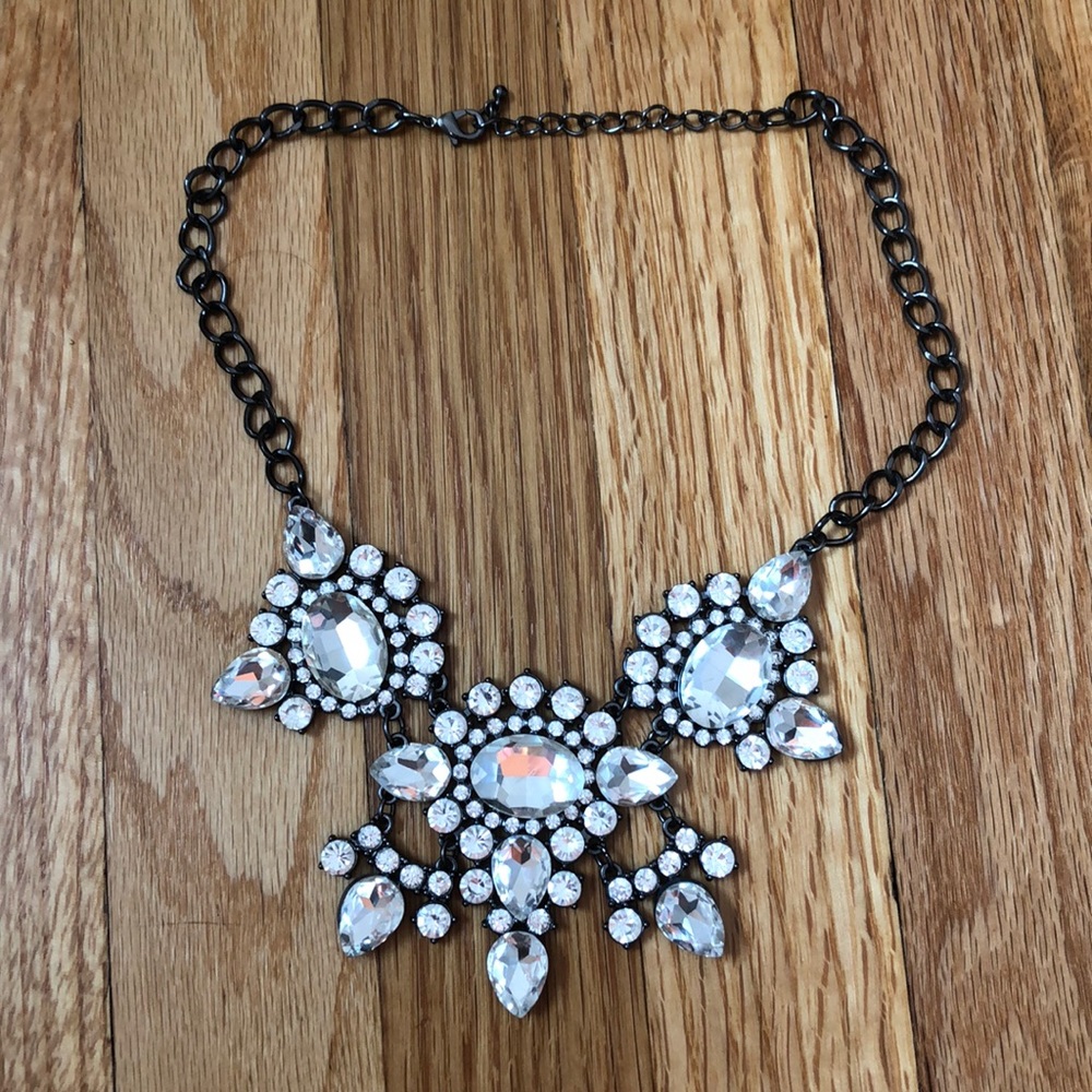 Forever 21 statement necklace
